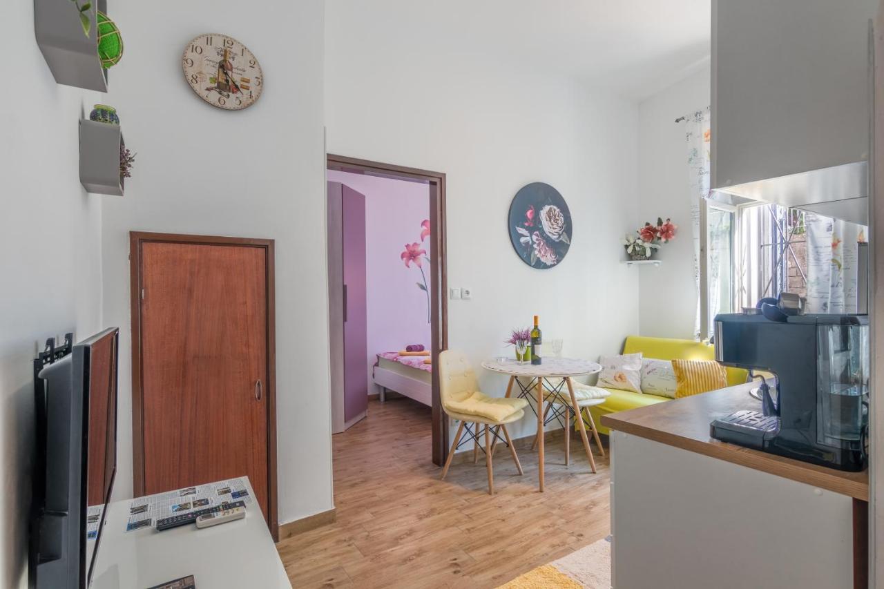 Apartment Ljube Pola Esterno foto