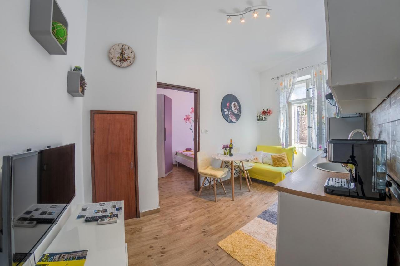 Apartment Ljube Pola Esterno foto